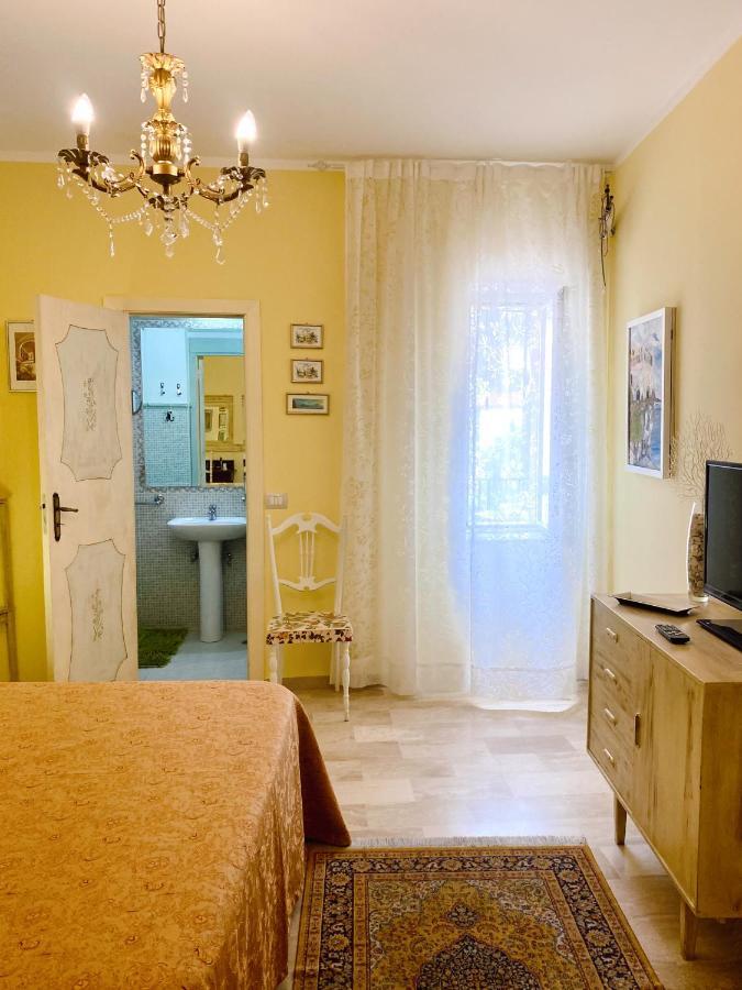 לינה וארוחת בוקר פראייה א מארה Al Vecchio Pioppo מראה חיצוני תמונה